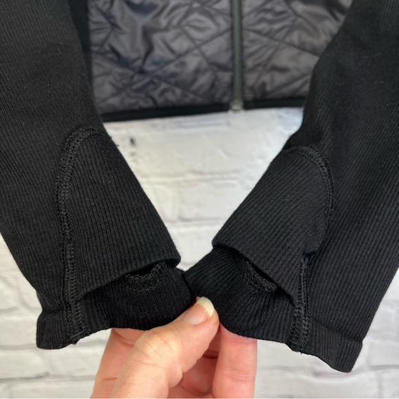 Athleta Insulated Flurry Primaloft Full Zip Quilted Jacket Black Sz M - Picture 9 of 16